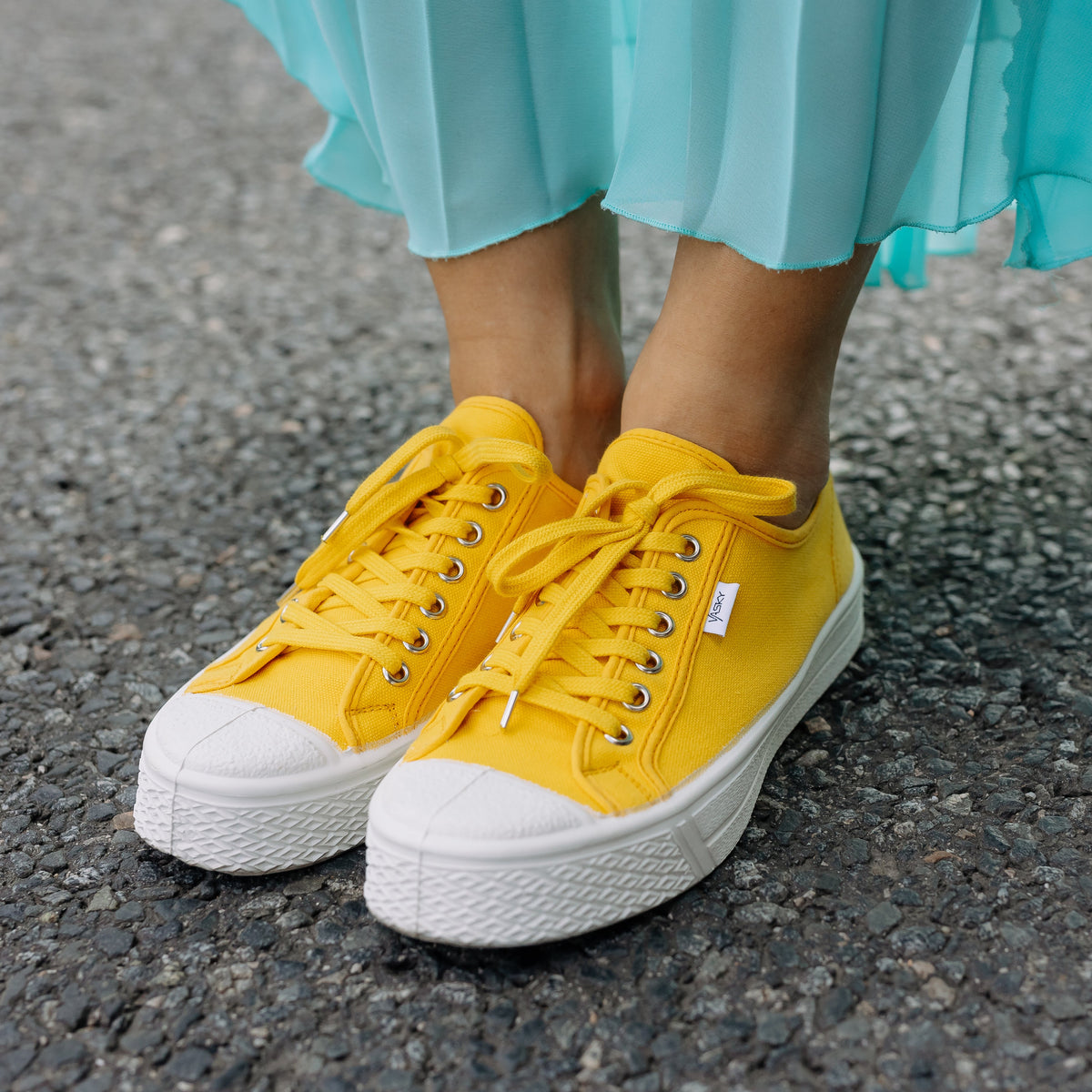 Kanvasky Yellow